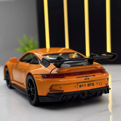 The Immersive Miniature Porsche 911 GT3