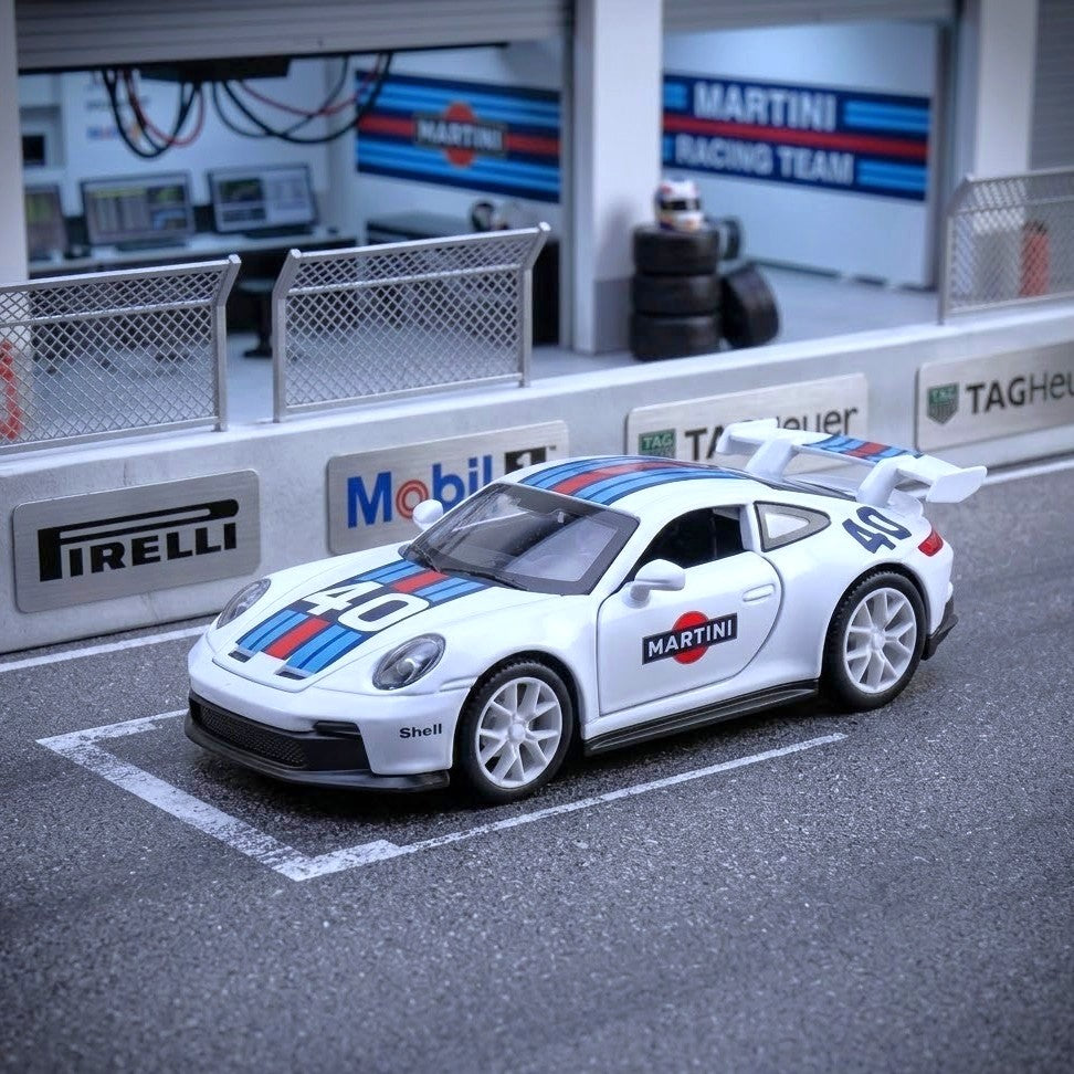 The Immersive Miniature Porsche 911 GT3